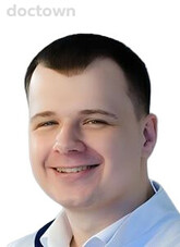 Павлоградский Максим Сергеевич